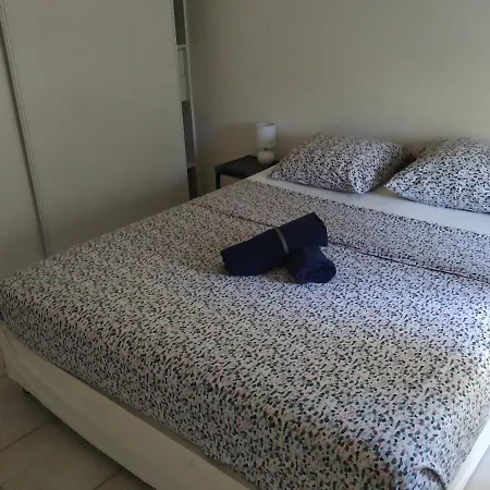 Raphael: Rez De Jardin, 2 Chambres, Piscines * Saint-Raphaël