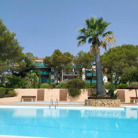 Raphael: Rez De Jardin, 2 Chambres, Piscines Apartamento *