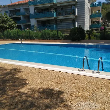 Apartamento Raphael: Rez De Jardin, 2 Chambres, Piscines Saint-Raphaël